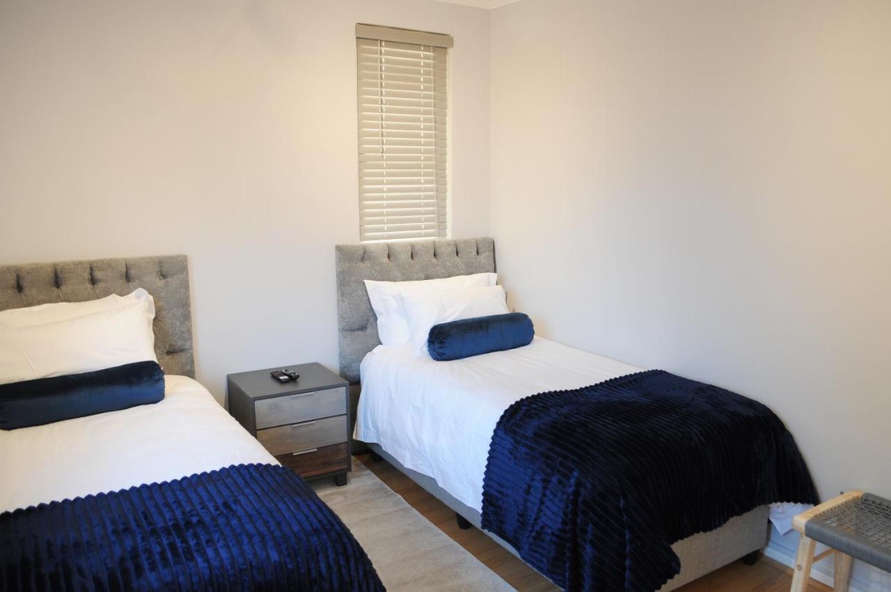 The Island Club Luxury 2 Bedroom Apartment Cape Town Bagian luar foto