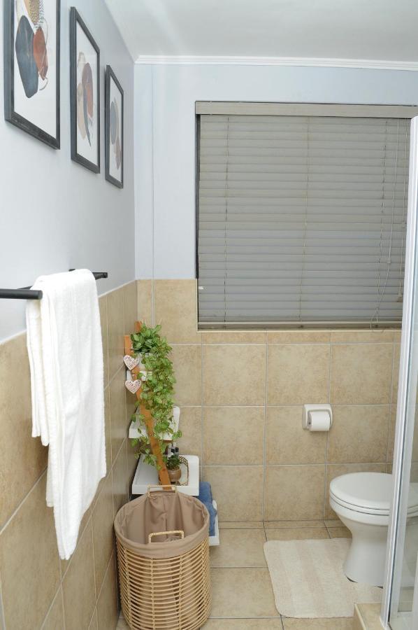 The Island Club Luxury 2 Bedroom Apartment Cape Town Bagian luar foto
