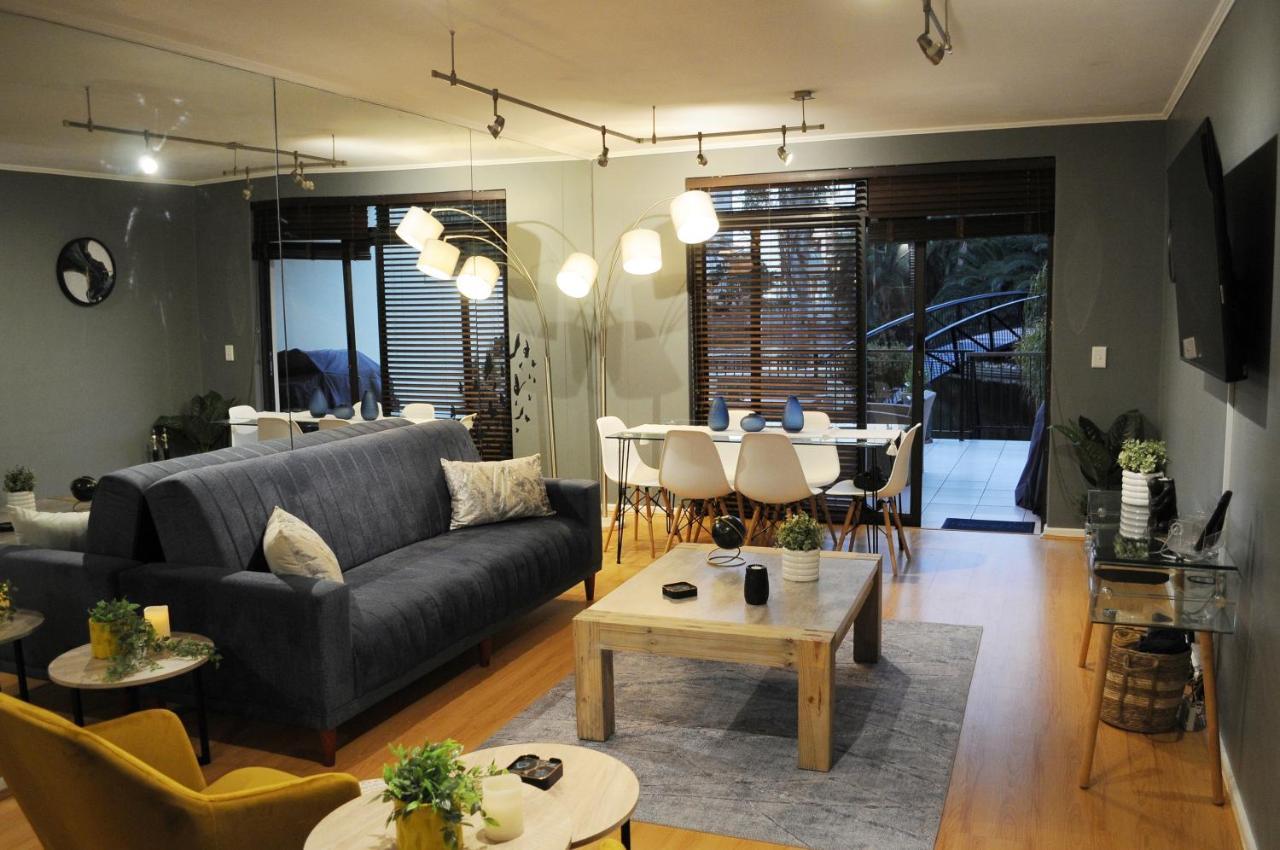 The Island Club Luxury 2 Bedroom Apartment Cape Town Bagian luar foto